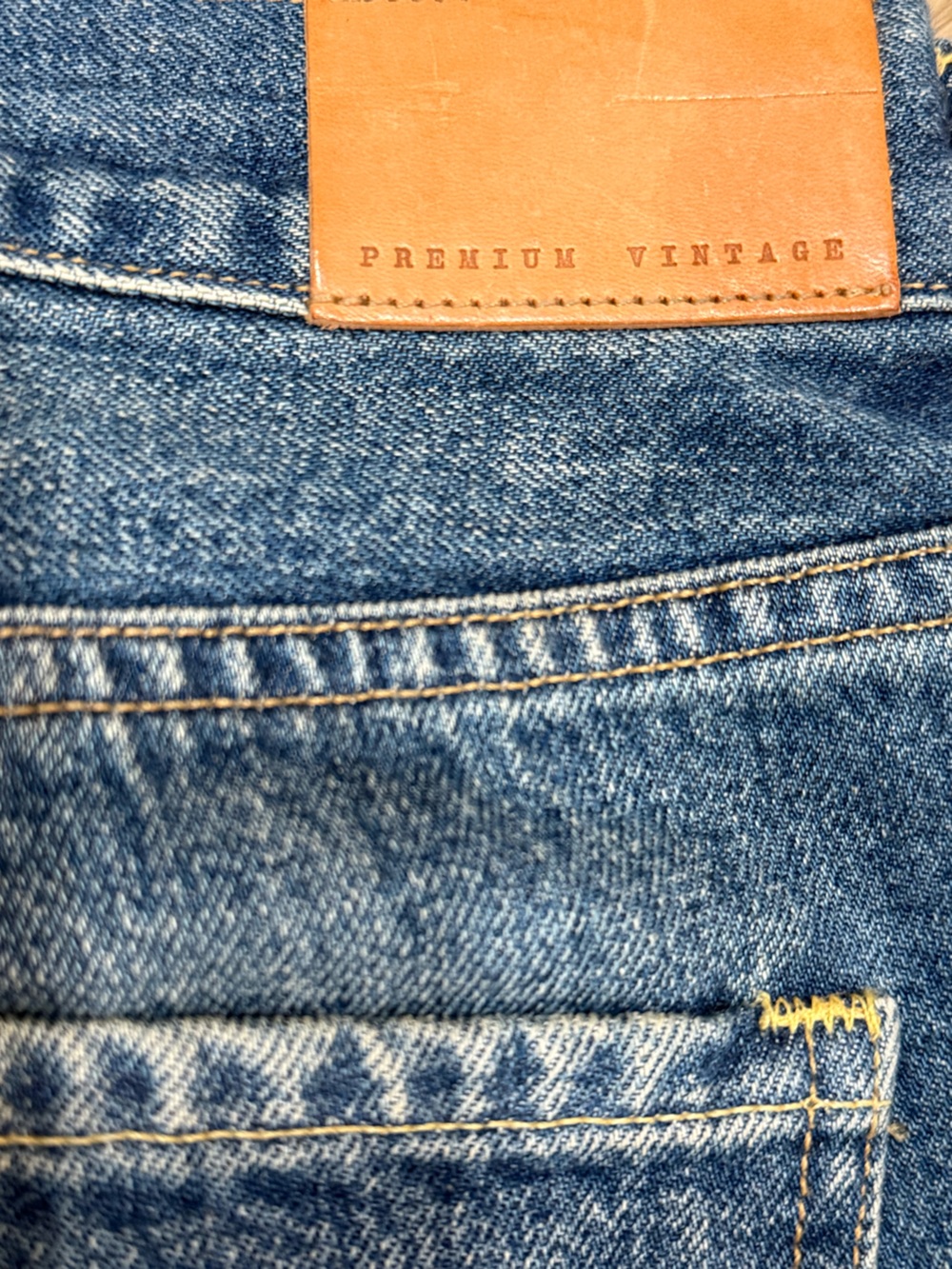 Citizens of Humanity Premium Vintage Denim Jeans – Size 30 – NWOT

Elevate your - Picture 9 of 10